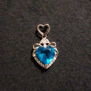 💙HEART Blue "Topaz" Pendant